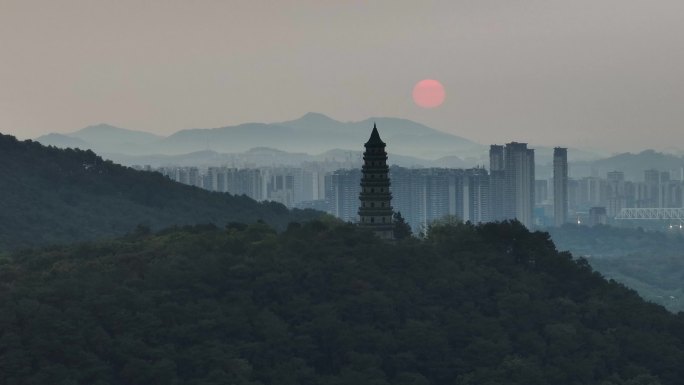 航拍五象塔日出风光美景