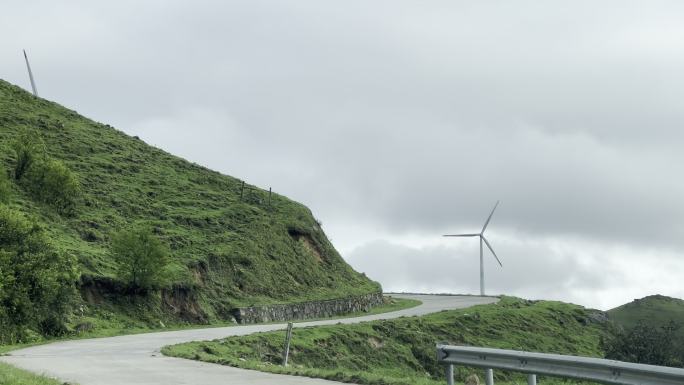 长焦下的云海日出日落风景