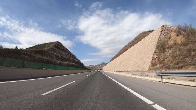 春季京北草原高速公路（第一视角）