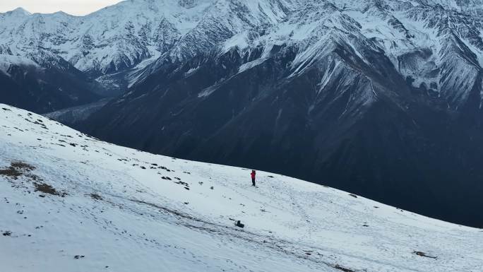 四川甘孜子梅垭口贡嘎雪山观景台