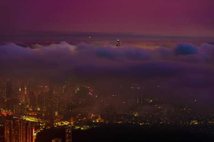 中国广东深圳梧桐山云海夜景