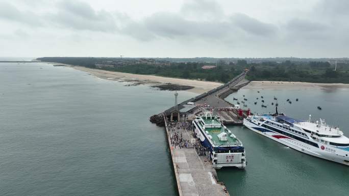 航拍涠洲岛西角码头
