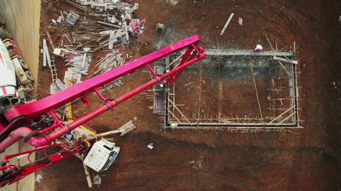 海南自贸区港口码头建设工地