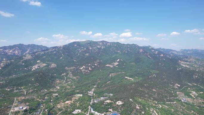 航拍上升临沂蒙山 龟蒙 沂蒙山 全景