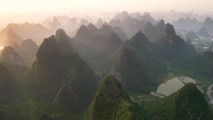 唯美桂林山峰