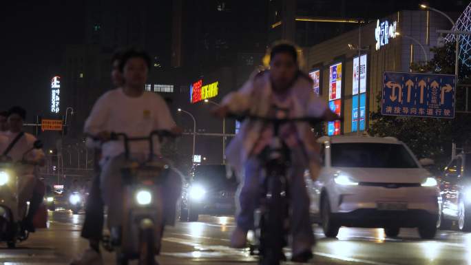 城市夜景人车流外卖骑手4K