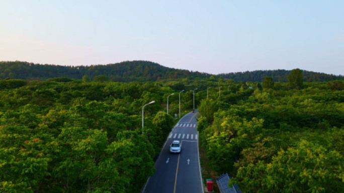 山间乡村公路