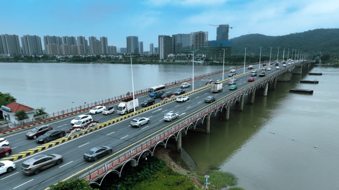 桥梁立交桥城市交通车流