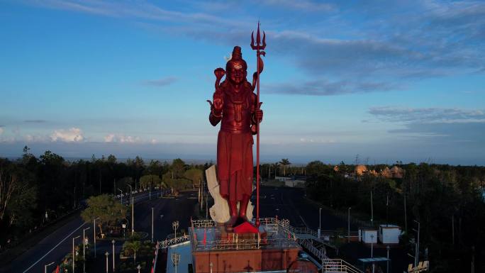 【4K航拍】印度巨型雕刻铜像-环绕拍摄