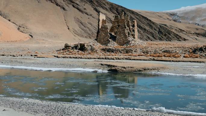 西藏旅游风光古代烽火台古堡遗址遗迹