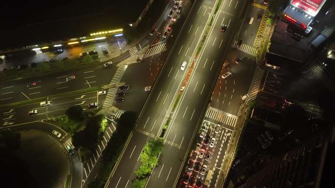 4k马路路口夜景航拍