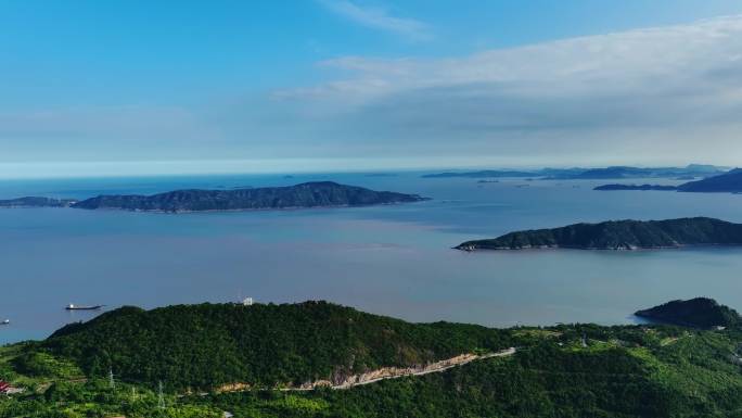 海边岛礁风景