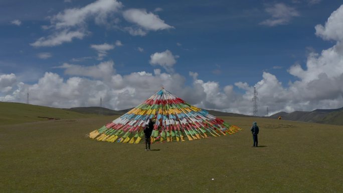 西藏芒康拉乌山