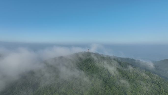 航拍襄阳鹿门山国家森林公园云海自然风光