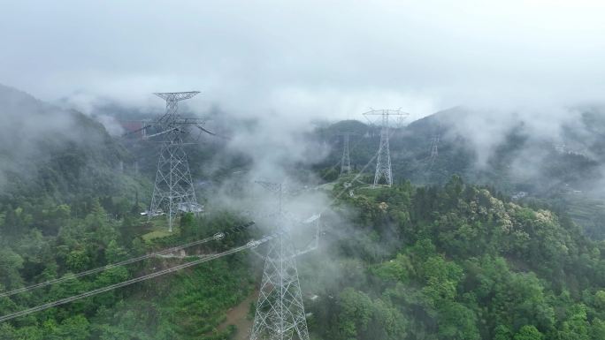 山区输电塔航拍4K