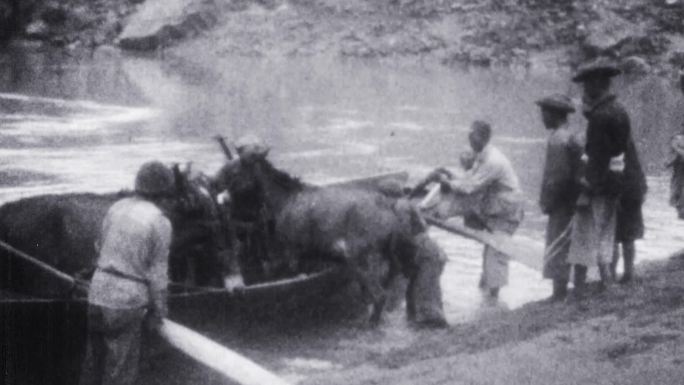 20年代30年代云南山区运输船夫过河航运