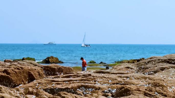 青岛 礁石 帆船 碧海蓝天原声 4K素材