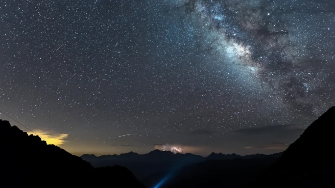 四川阿贝州巴朗山风景夜景延时