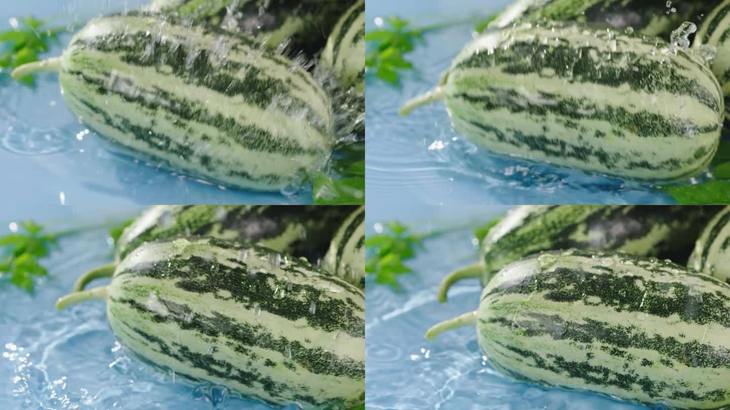 甜瓜掉入水中溅起水花