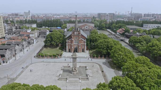 上海影视乐园和平广场与圣恩堂