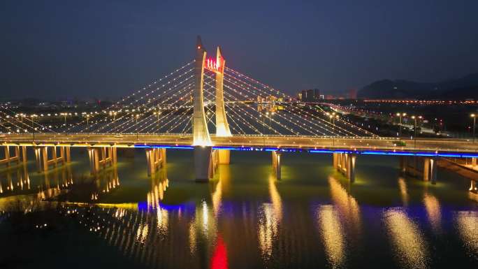 大桥河流黄昏夜景交通运输长镜头