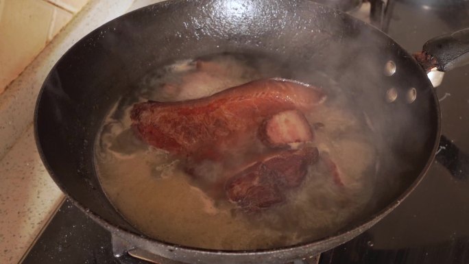 烟熏腊肉复水煮腊肉 (2)