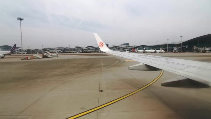 飞机降落  椅子 客舱 座椅杭州飞机场