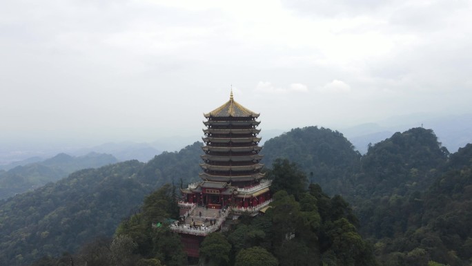 飞向山林宝塔楼阁青城山老君阁