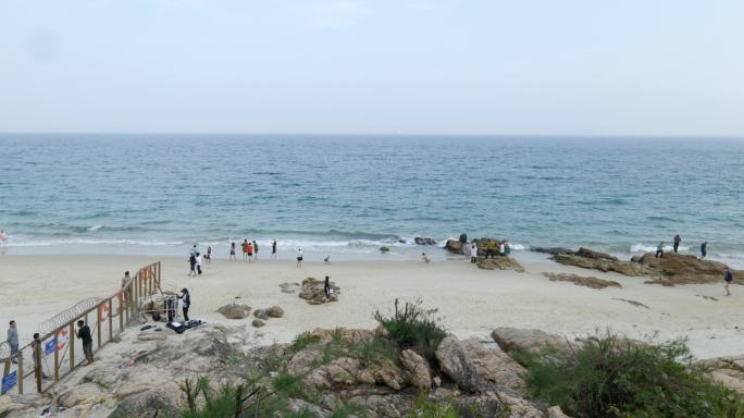 大海海边风景人群