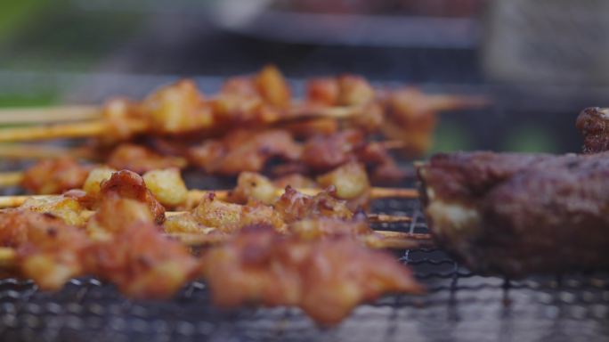 牛舌牛肋骨牛肉料理