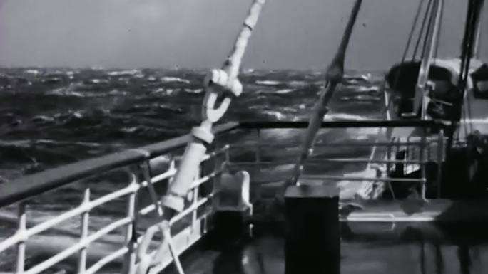 30年代轮船航海风浪