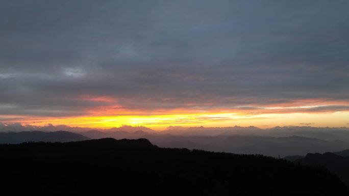 洪雅瓦屋山夕阳、晚霞航拍视频