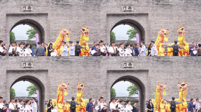 宁波宁海古城墙古城门徐霞客开游节舞龙游客