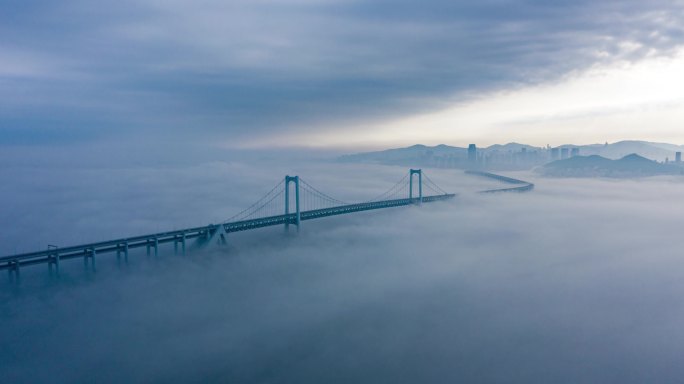 大连星海湾大桥平流雾延时