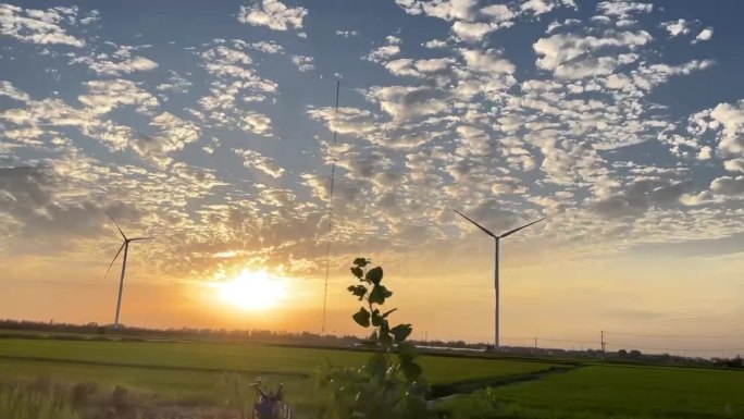 乡村风景夕阳天空田野