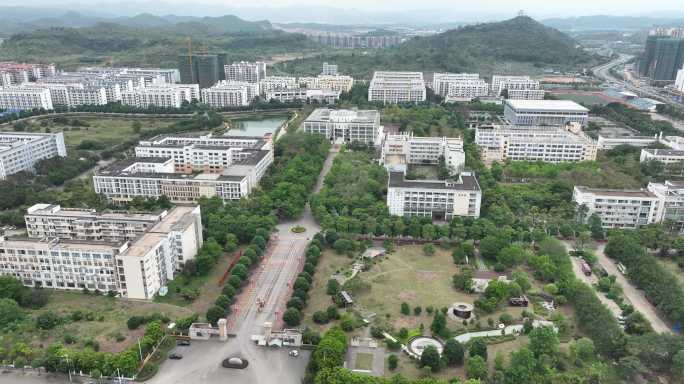 航拍广西民族师范学院