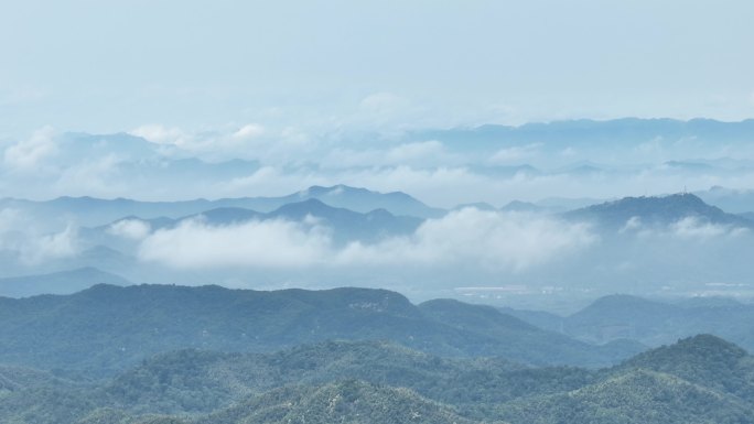 航拍浙江绍兴诸暨山区晨雾云雾水墨会稽山