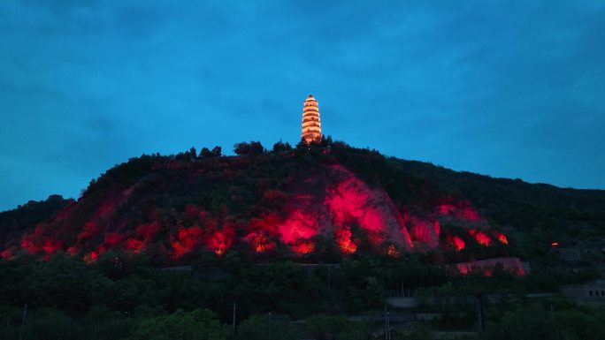 4K航拍延安宝塔山夜景