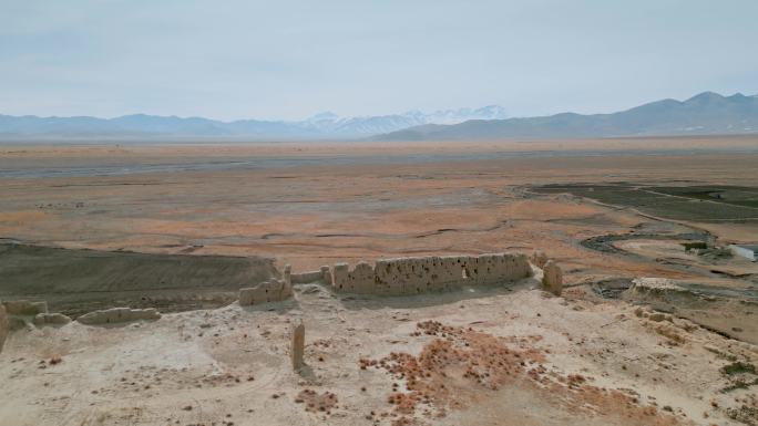 西藏旅游风光喜马拉雅吐蕃时期要塞城堡遗迹
