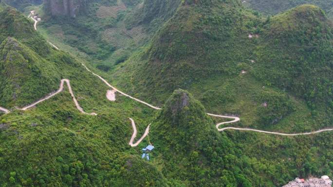 山路十八弯