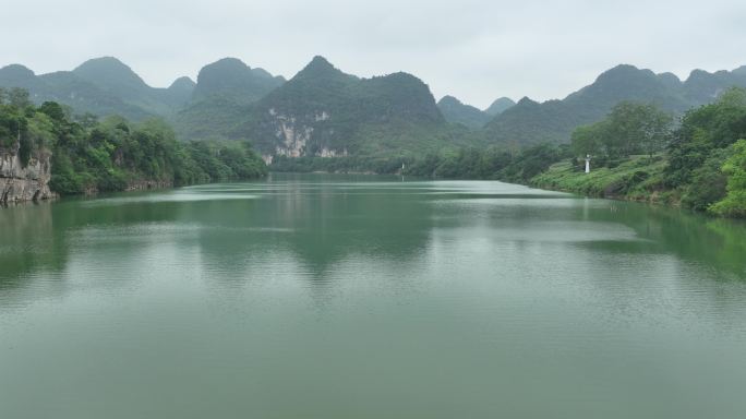 航拍崇左左江山水风光