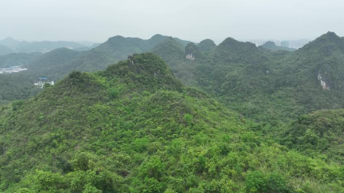 航拍崇左龙峡山国家森林公园