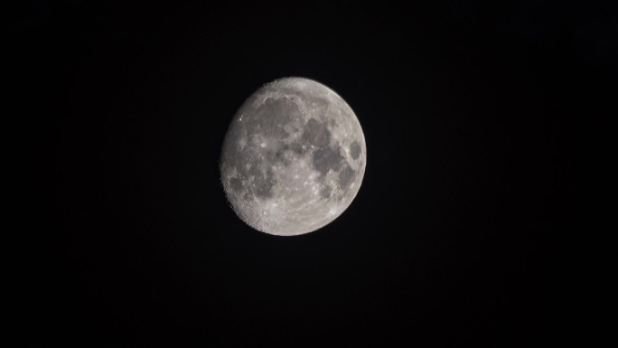 月亮空镜