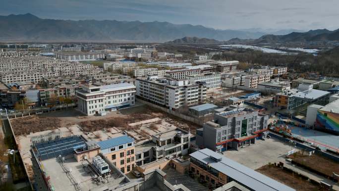 西藏旅游风光日喀则市住宅商品房