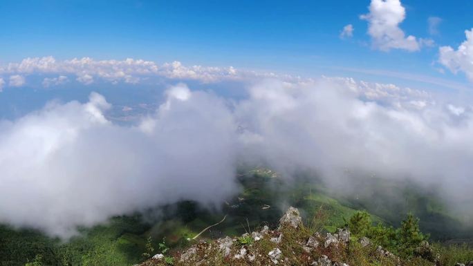 G032玉屏山顶延时 风卷云涌