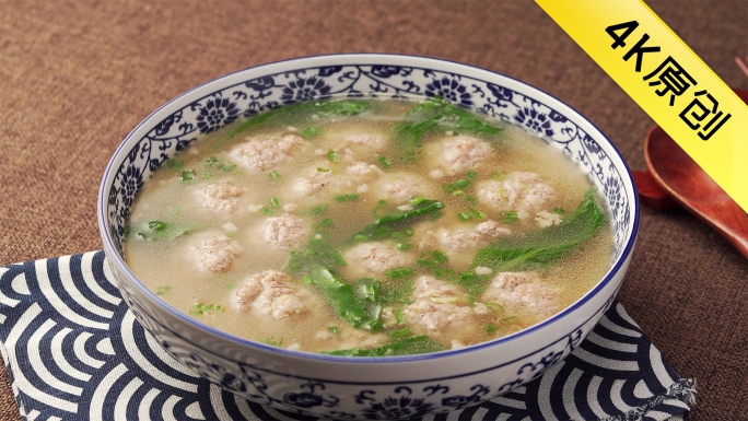 特色中餐小白菜肉丸汤烹饪过程