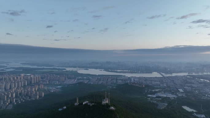 航拍襄阳岘山国家森林公园虎头山电视塔风光