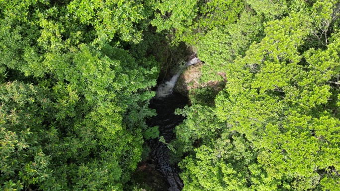 俯瞰绿水青山  大地山谷航拍