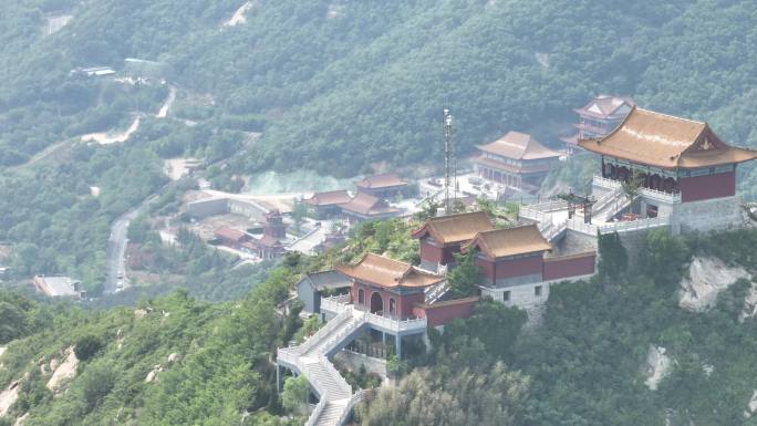 航拍威海里口山仙姑庙与广福寺同框出镜