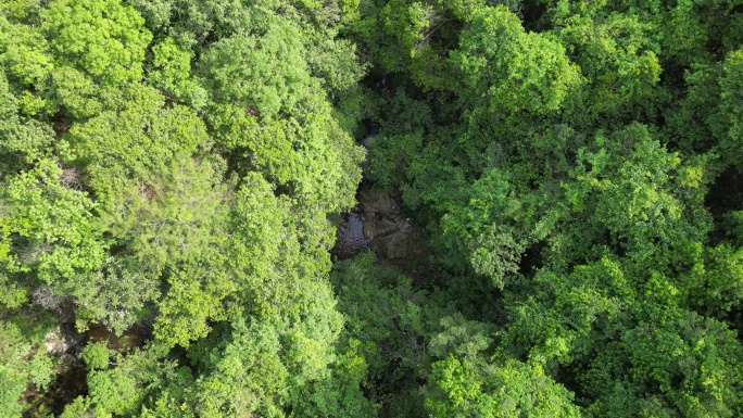 俯瞰绿水青山  大地山谷航拍